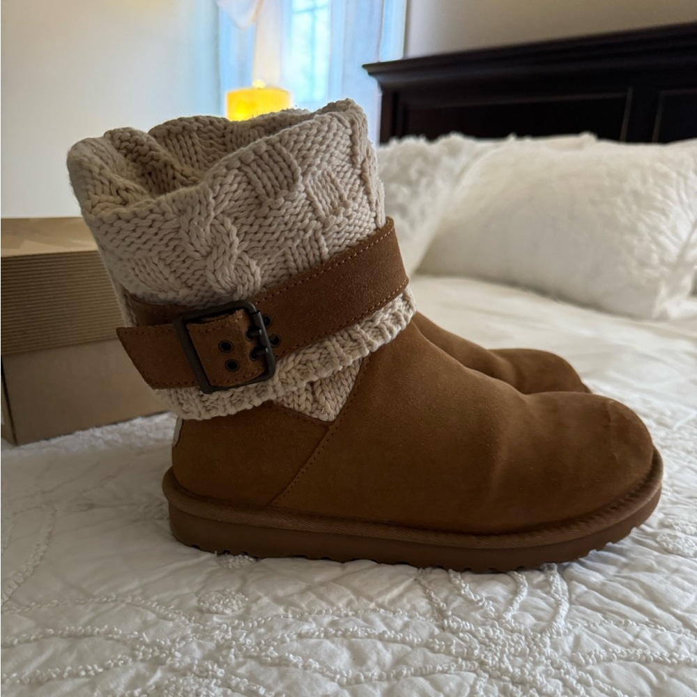 UGG Cassidee Knit Boots - Picture 3 of 7